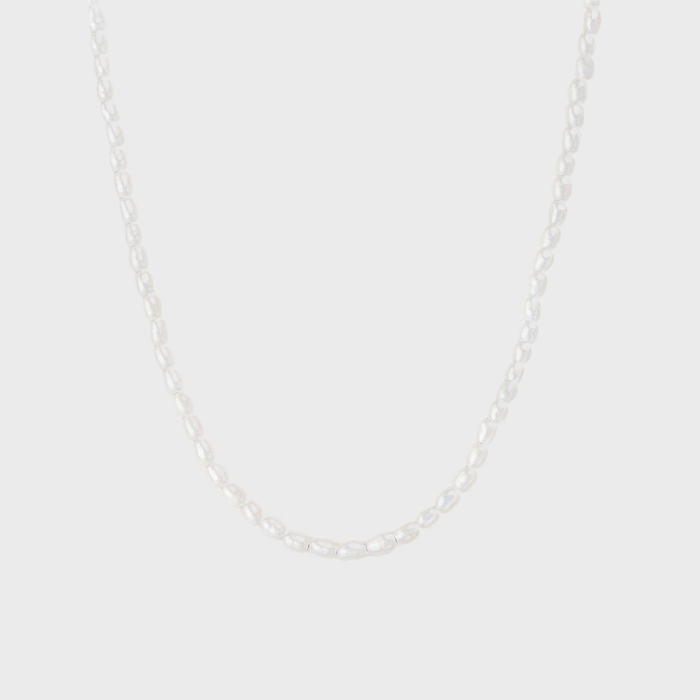 tiny-pearl-necklace-ecomm-via-mejuri.com_